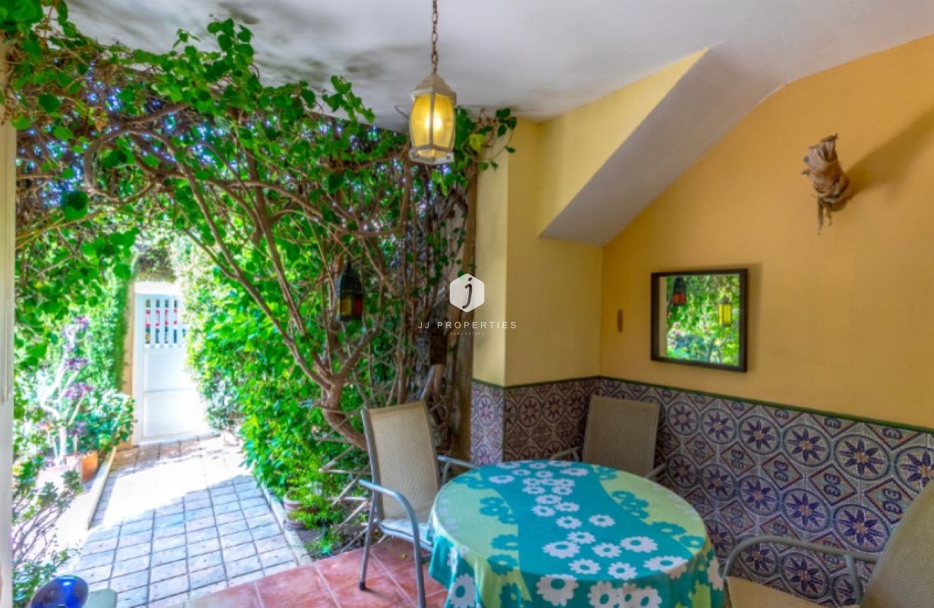 Tweedehands - Bungalow -
Torrevieja - Costa Blanca