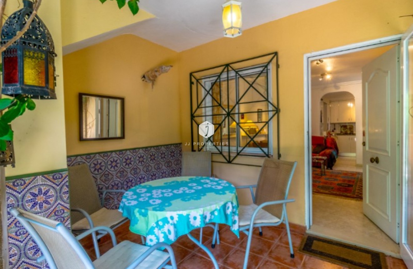 Tweedehands - Bungalow -
Torrevieja - Costa Blanca