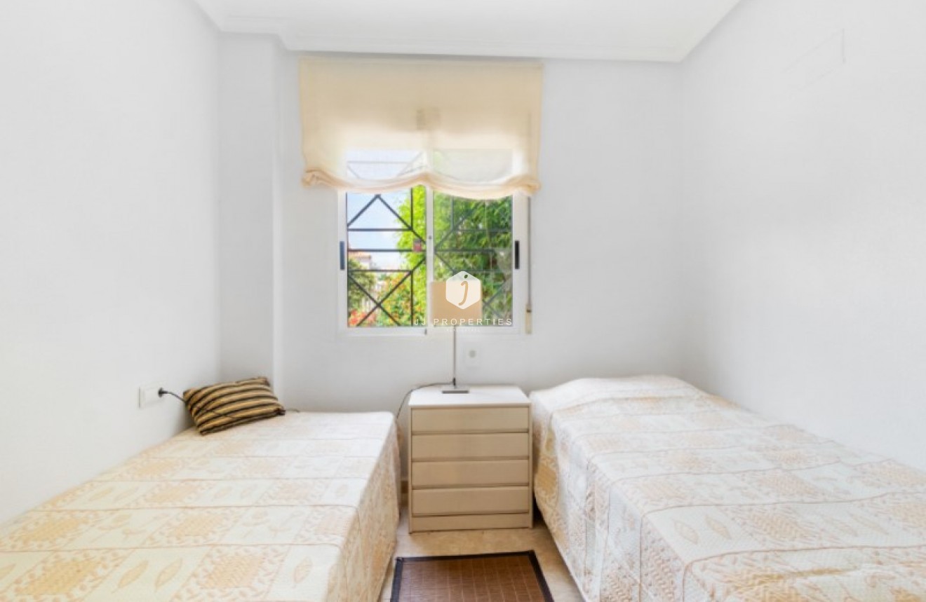 Tweedehands - Bungalow -
Torrevieja - Costa Blanca