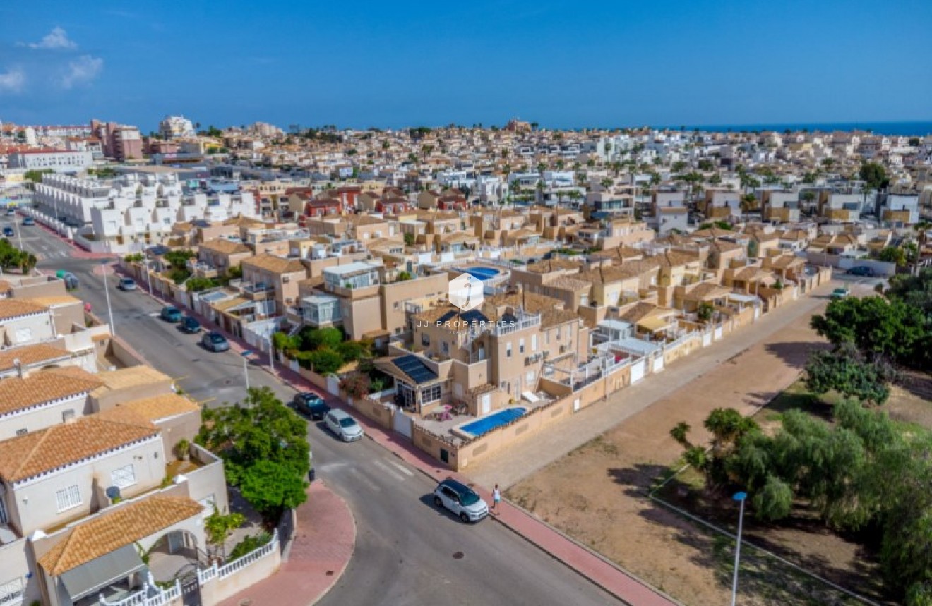 Tweedehands - Bungalow -
Torrevieja - Costa Blanca