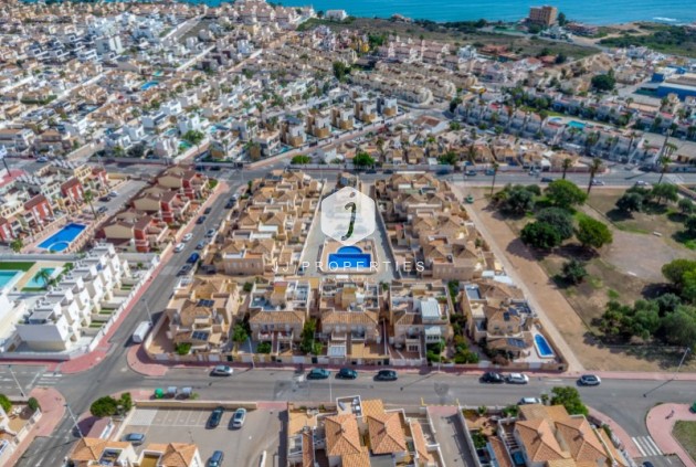 Tweedehands - Bungalow -
Torrevieja - Costa Blanca