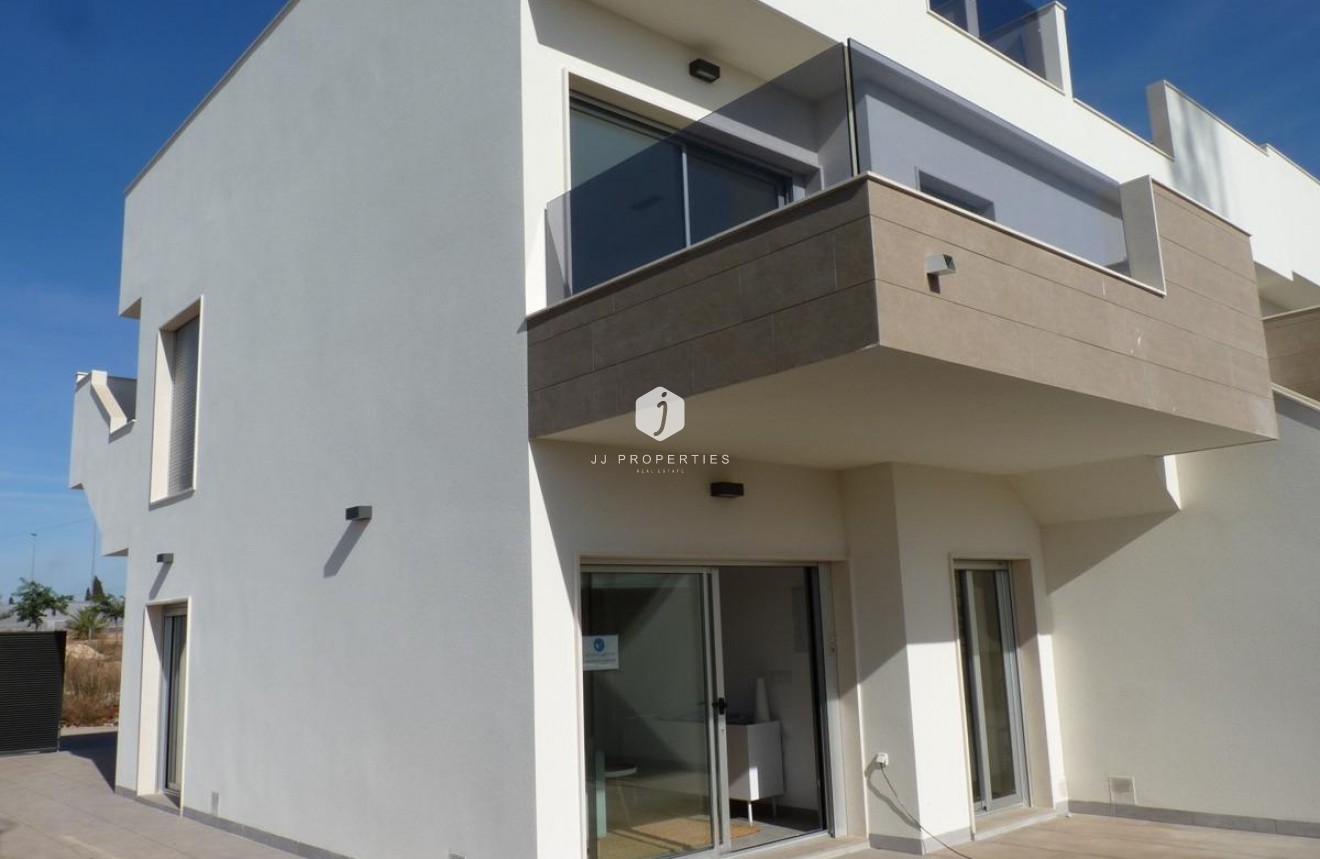 Obra nueva - Chalet -
Pilar de la Horadada