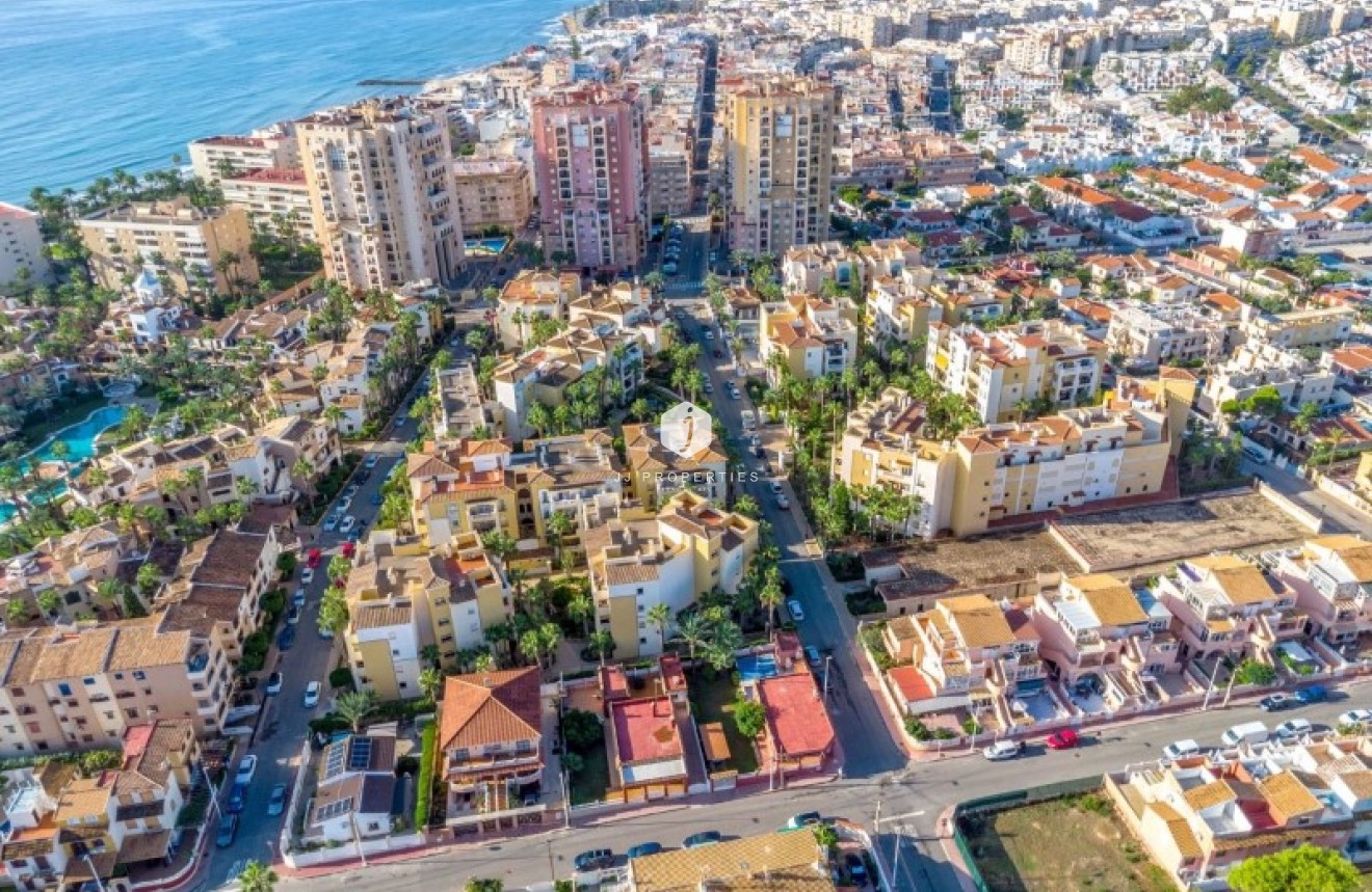 Tweedehands - Penthouse -
Torrevieja - Costa Blanca