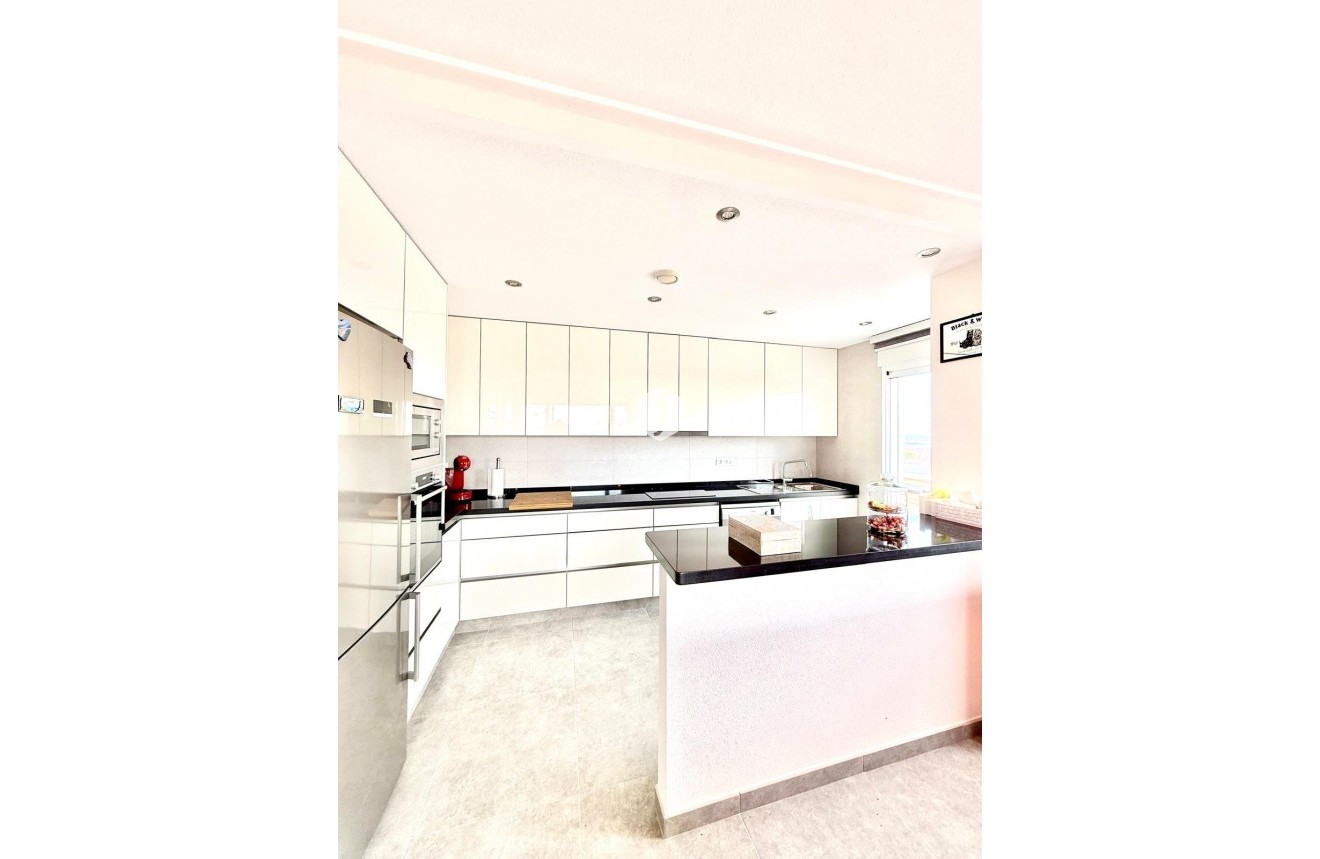 Tweedehands - Appartement / flat -
Orihuela Costa - Villamartín-las Filipinas