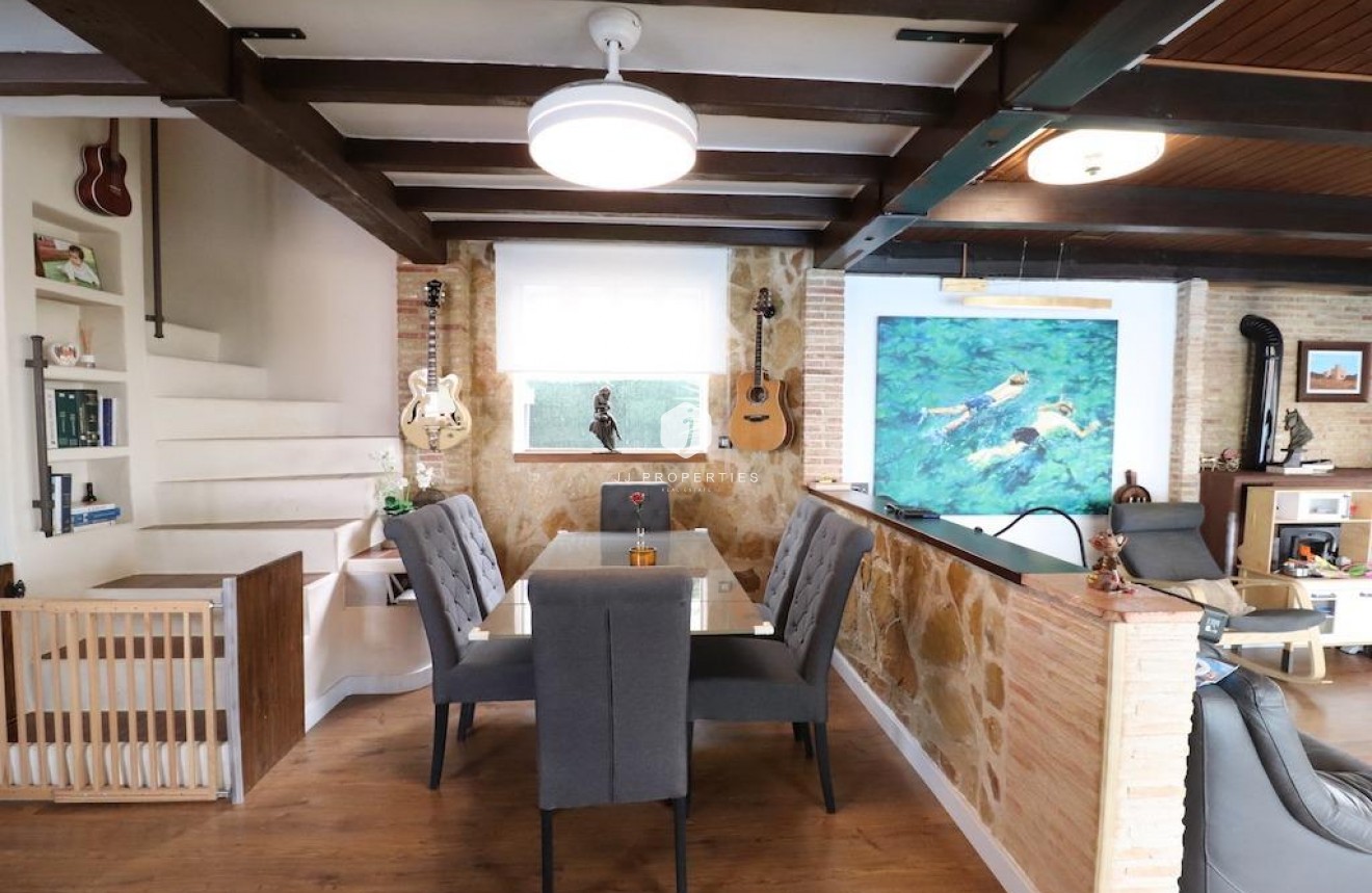 Tweedehands - Villa -
Orihuela Costa - Costa Blanca