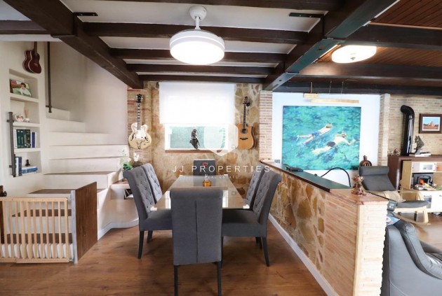 Tweedehands - Villa -
Orihuela Costa - Costa Blanca