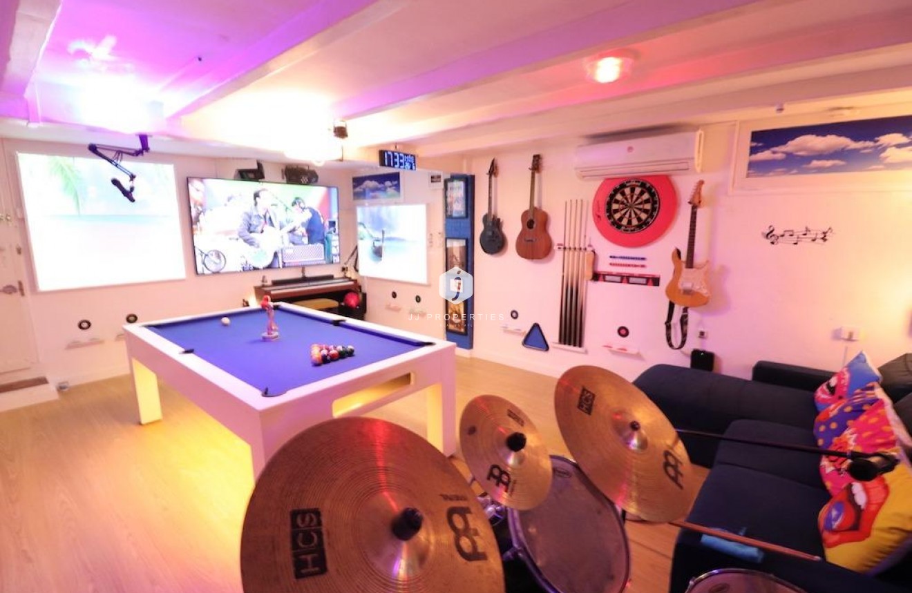 Tweedehands - Villa -
Orihuela Costa - Costa Blanca