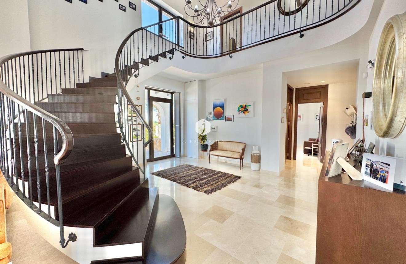 Tweedehands - Villa -
Dolores - Comunidad Valenciana