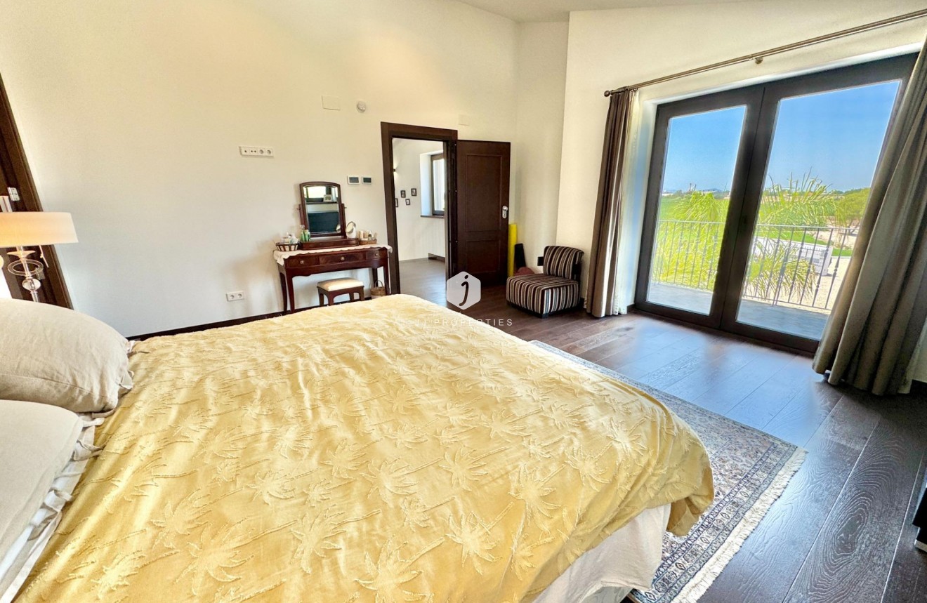 Tweedehands - Villa -
Dolores - Comunidad Valenciana