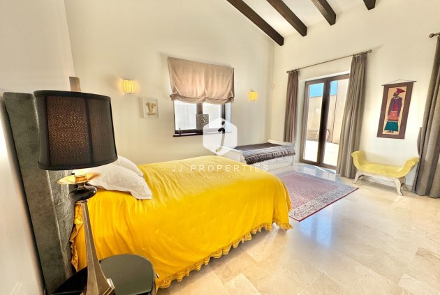 Tweedehands - Villa -
Dolores - Comunidad Valenciana