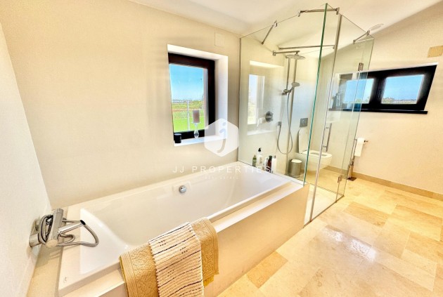 Tweedehands - Villa -
Dolores - Comunidad Valenciana