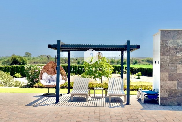 Tweedehands - Villa -
Dolores - Comunidad Valenciana