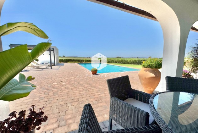 Tweedehands - Villa -
Dolores - Comunidad Valenciana