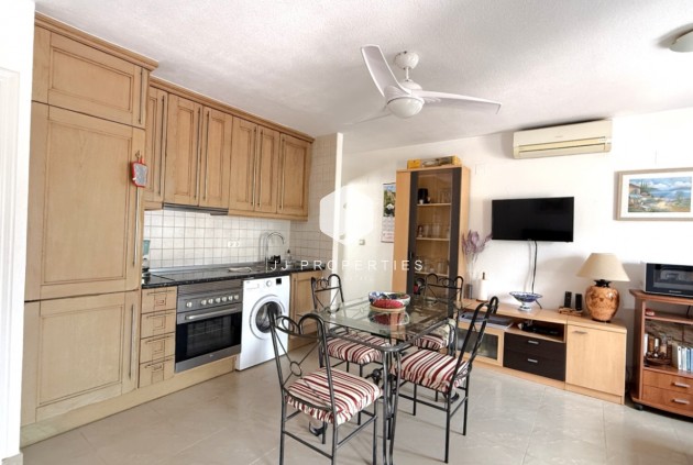 Tweedehands - Appartement / flat -
San Miguel de Salinas - Inland