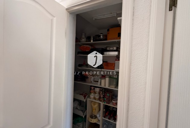 Tweedehands - Appartement / flat -
San Miguel de Salinas - Inland