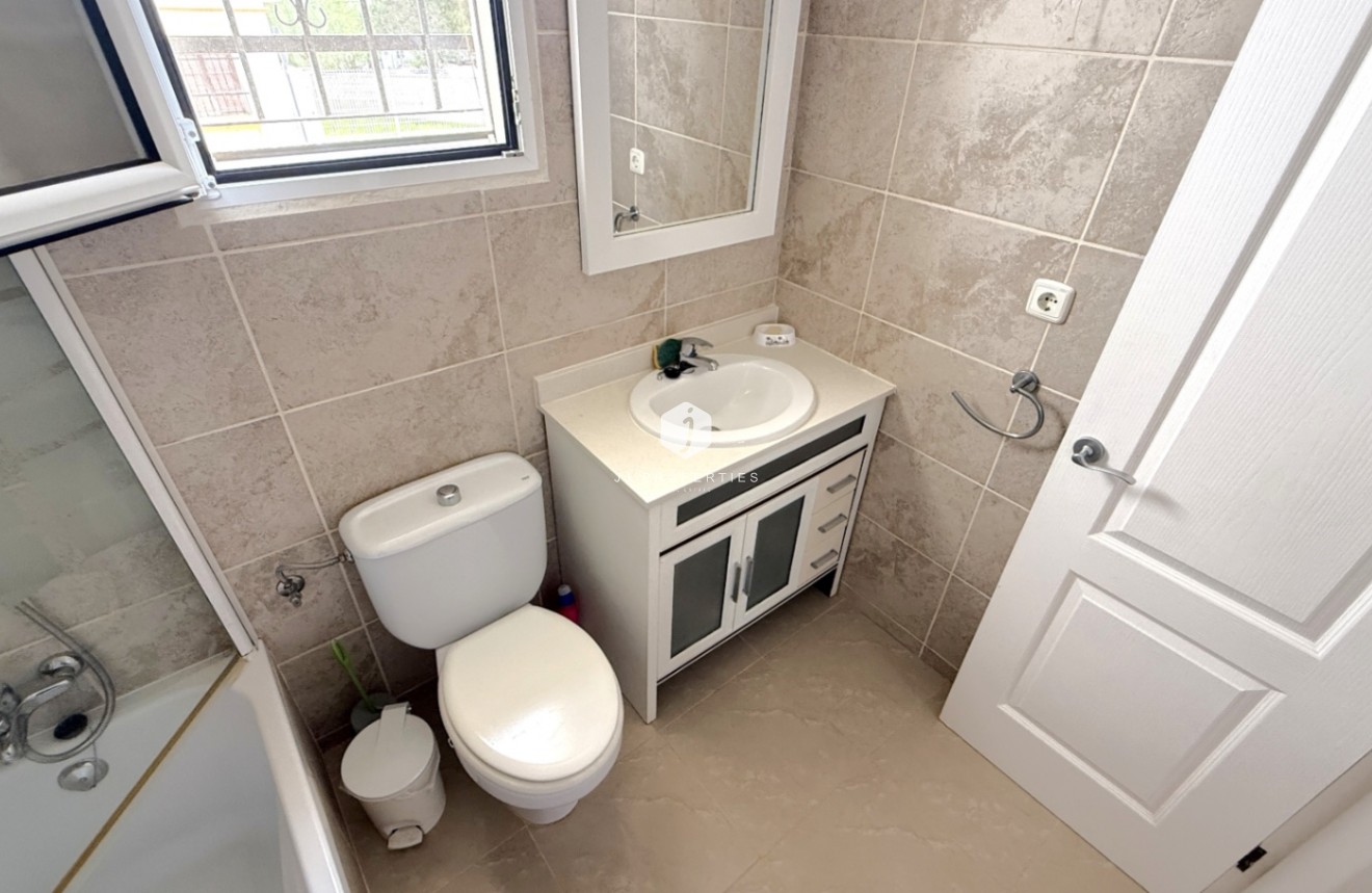 Tweedehands - Appartement / flat -
San Miguel de Salinas - Inland