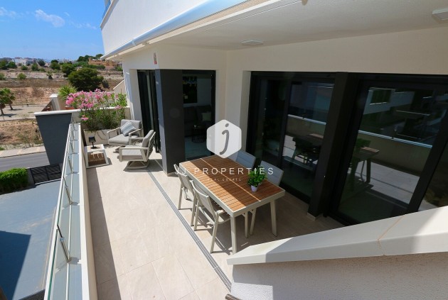 Tweedehands - Penthouse -
Los Altos - Costa Blanca