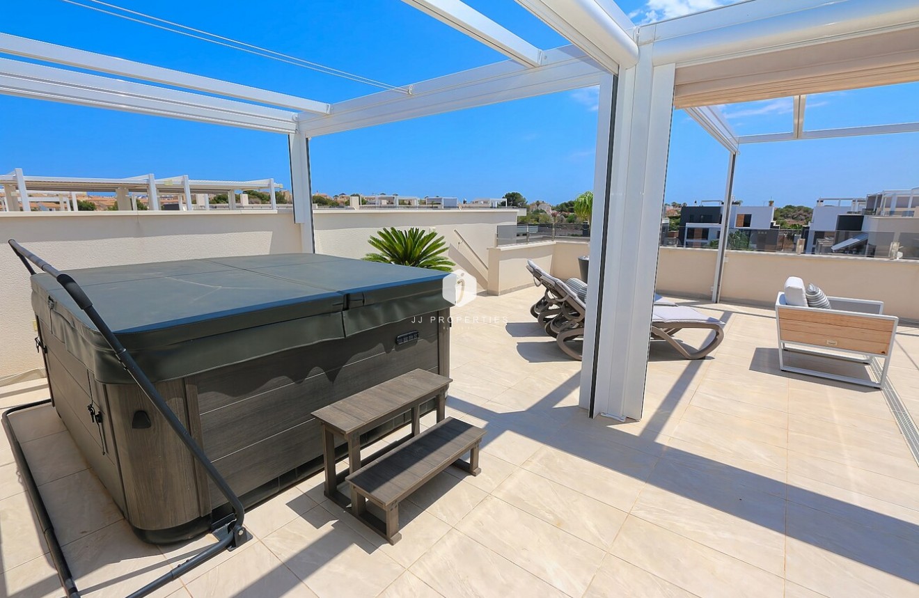Tweedehands - Penthouse -
Los Altos - Costa Blanca