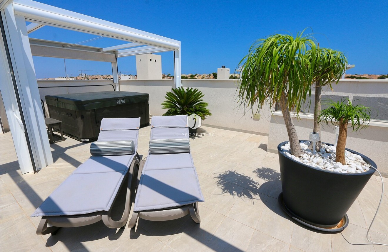 Tweedehands - Penthouse -
Los Altos - Costa Blanca