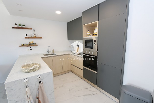 Tweedehands - Penthouse -
Los Altos - Costa Blanca