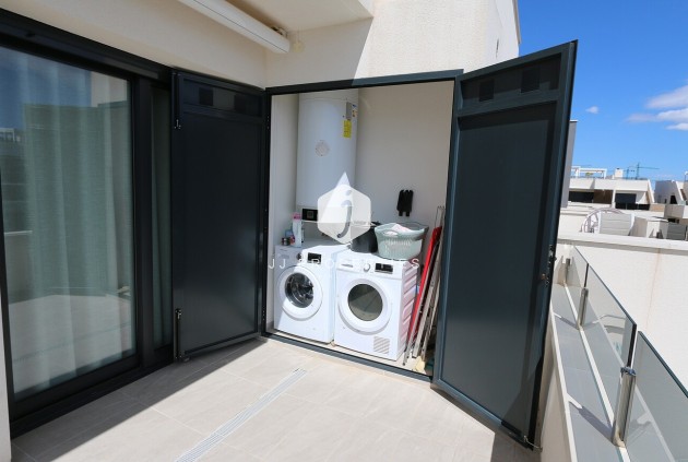 Tweedehands - Penthouse -
Los Altos - Costa Blanca