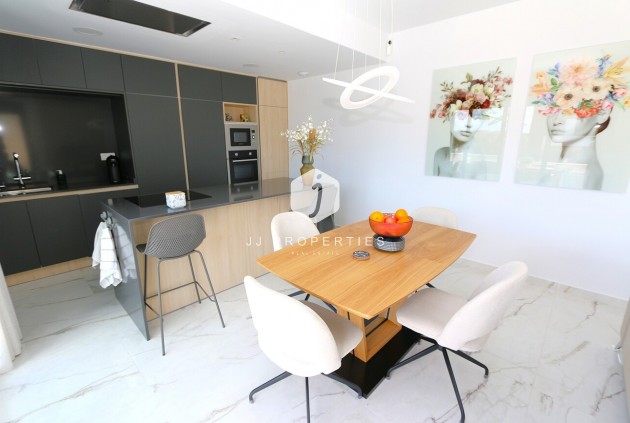 Tweedehands - Penthouse -
Los Altos - Costa Blanca