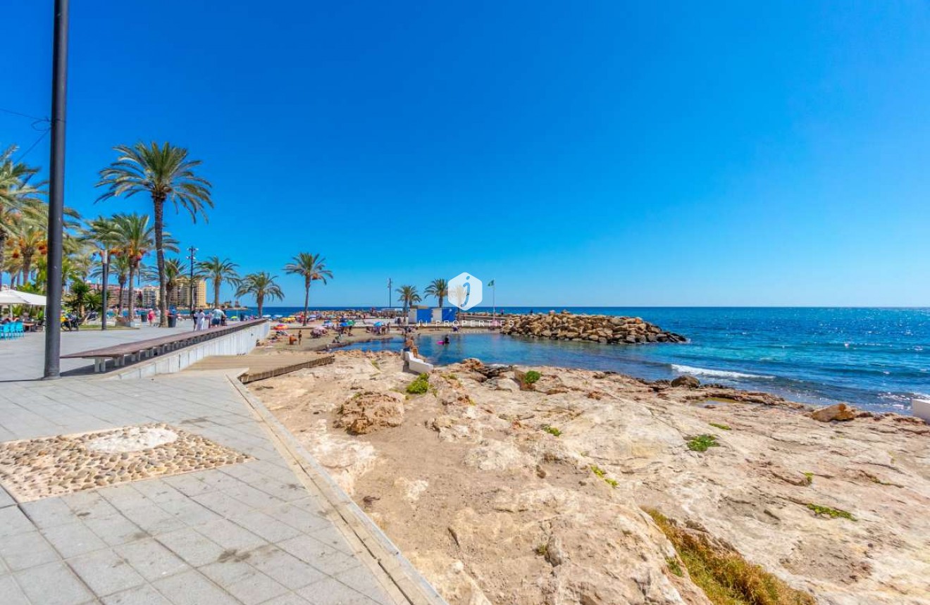 Tweedehands - Appartement / flat -
Torrevieja - Costa Blanca