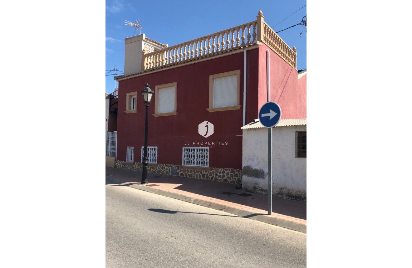 Tweedehands - Chalet -
San Miguel de Salinas - Inland