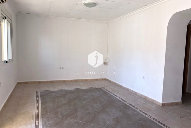 Tweedehands - Chalet -
San Miguel de Salinas - Inland