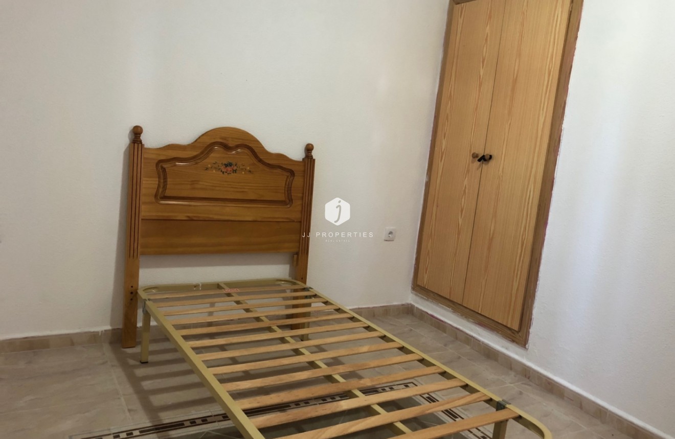 Tweedehands - Chalet -
San Miguel de Salinas - Inland