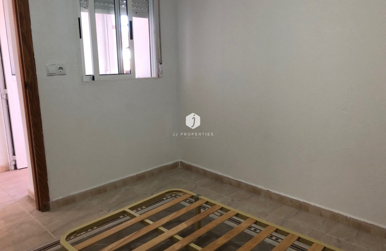 Tweedehands - Chalet -
San Miguel de Salinas - Inland