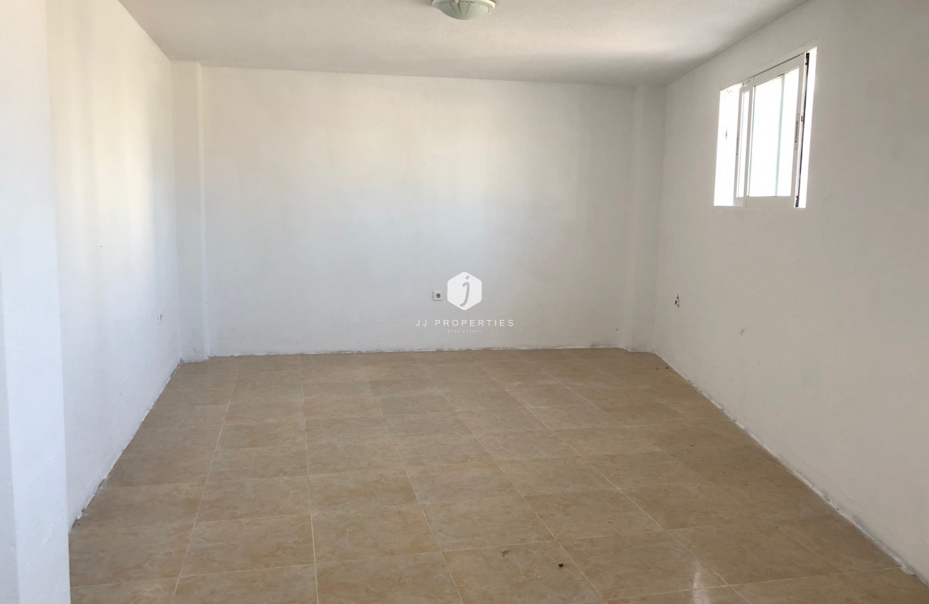 Tweedehands - Chalet -
San Miguel de Salinas - Inland