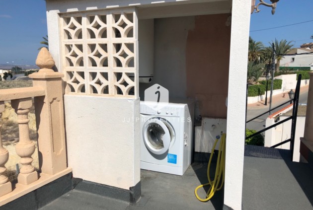 Tweedehands - Chalet -
San Miguel de Salinas - Inland