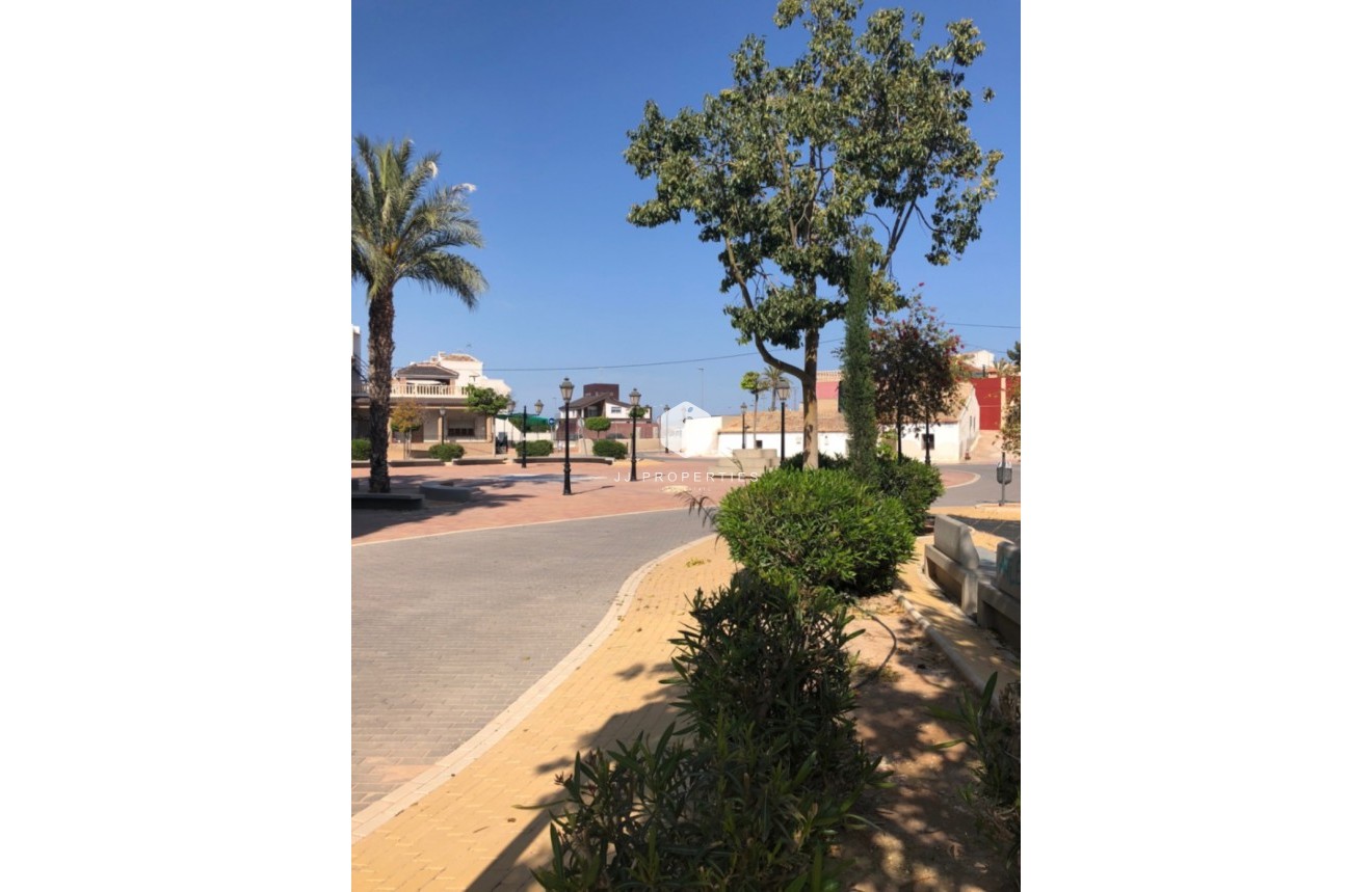 Tweedehands - Chalet -
San Miguel de Salinas - Inland