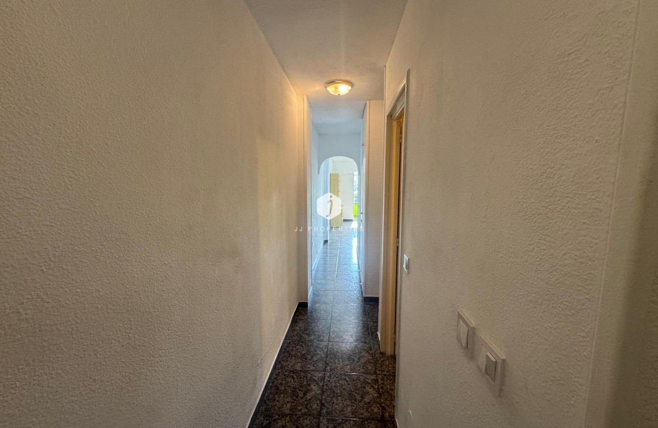 Tweedehands - Appartement / flat -
Torrevieja - Costa Blanca