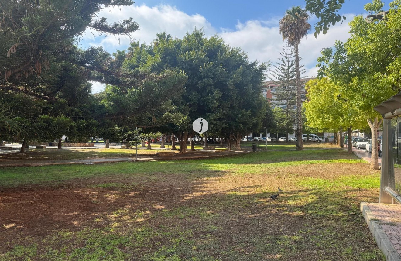 Tweedehands - Appartement / flat -
Torrevieja - Costa Blanca