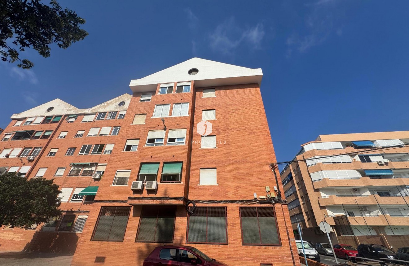 Tweedehands - Appartement / flat -
Torrevieja - Costa Blanca