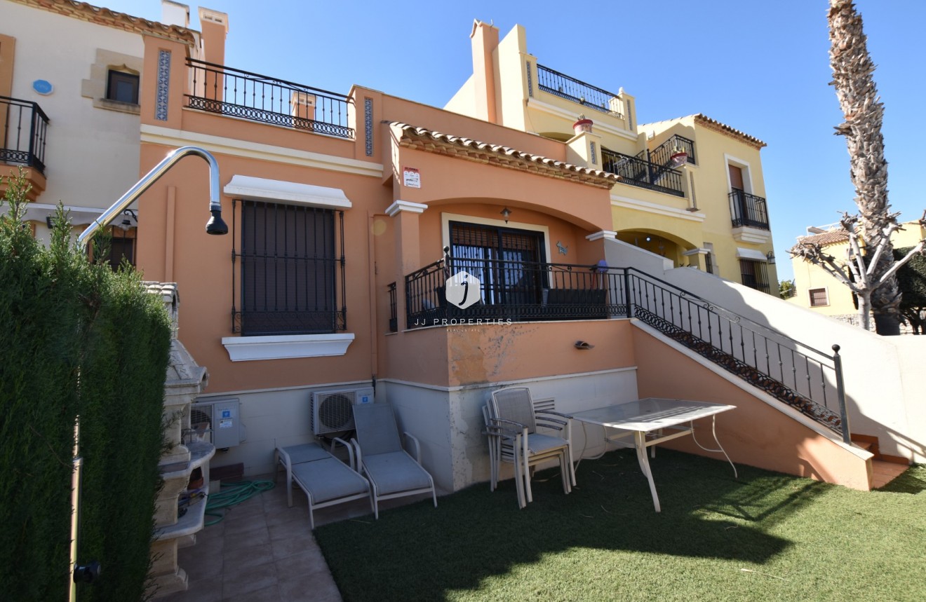 Tweedehands - Chalet -
Algorfa - Inland