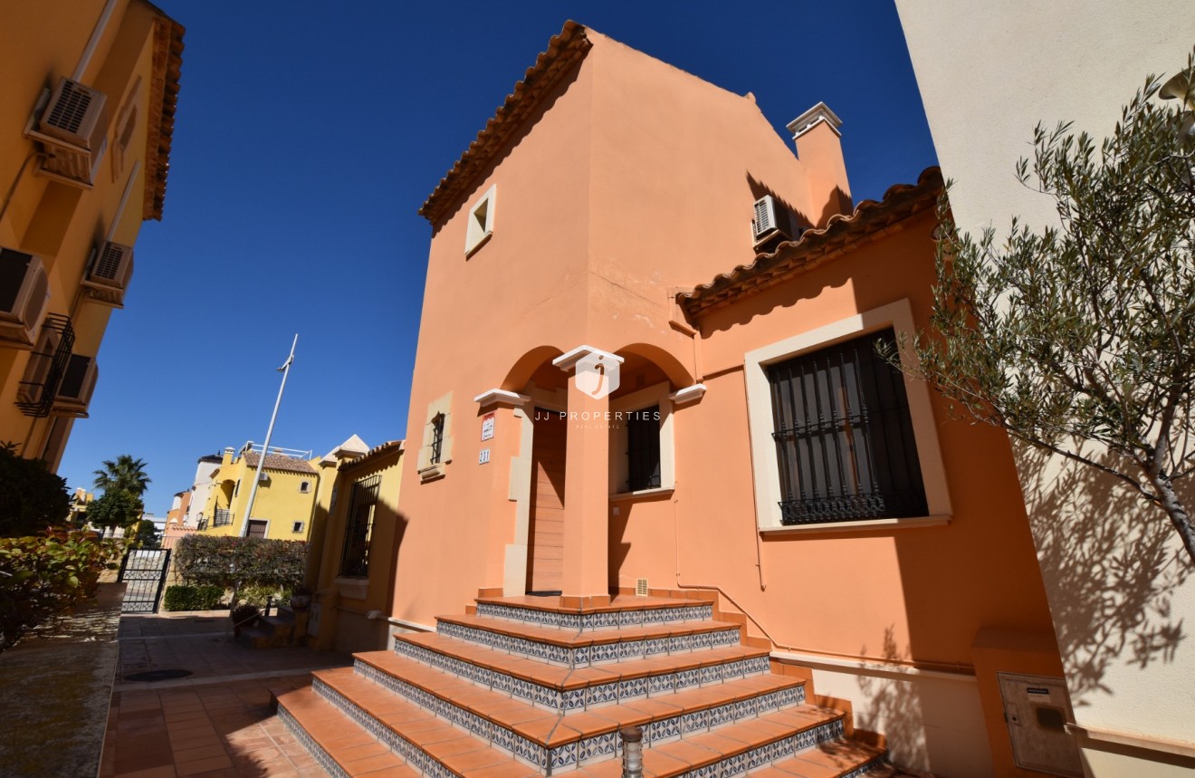 Tweedehands - Chalet -
Algorfa - Inland