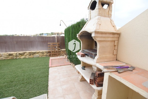 Tweedehands - Chalet -
Algorfa - Inland