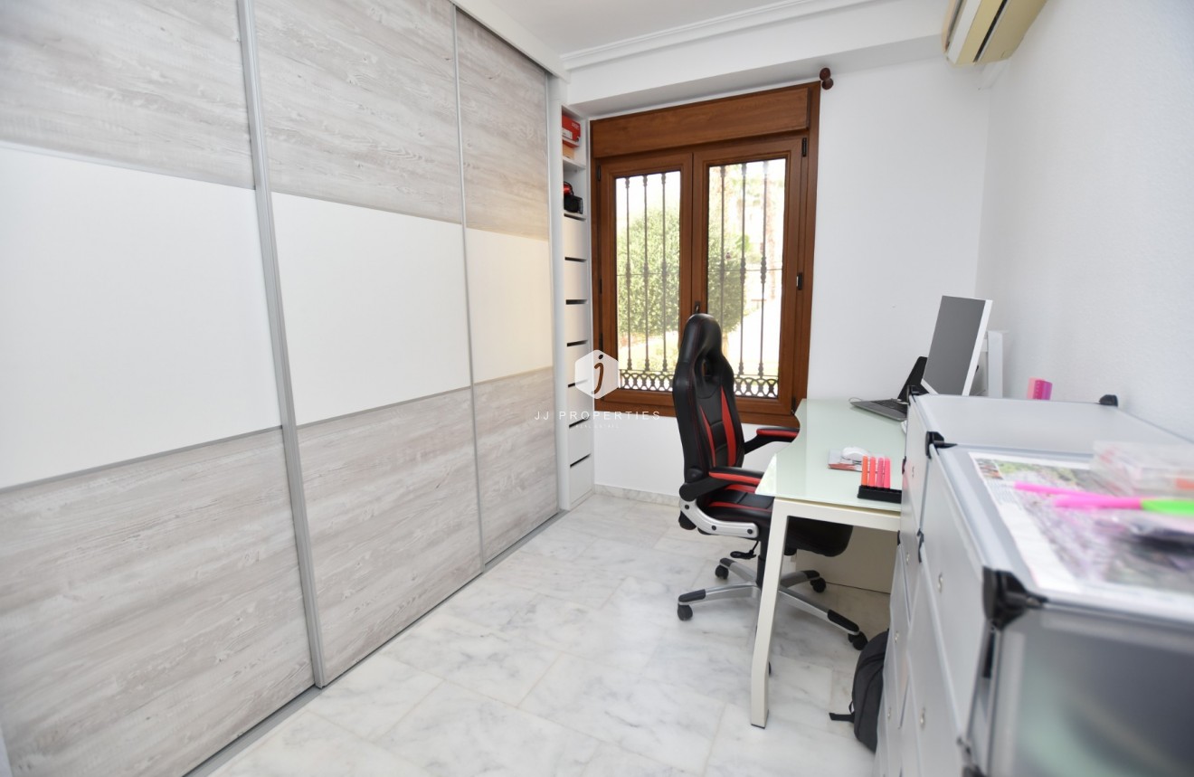 Tweedehands - Chalet -
Algorfa - Inland