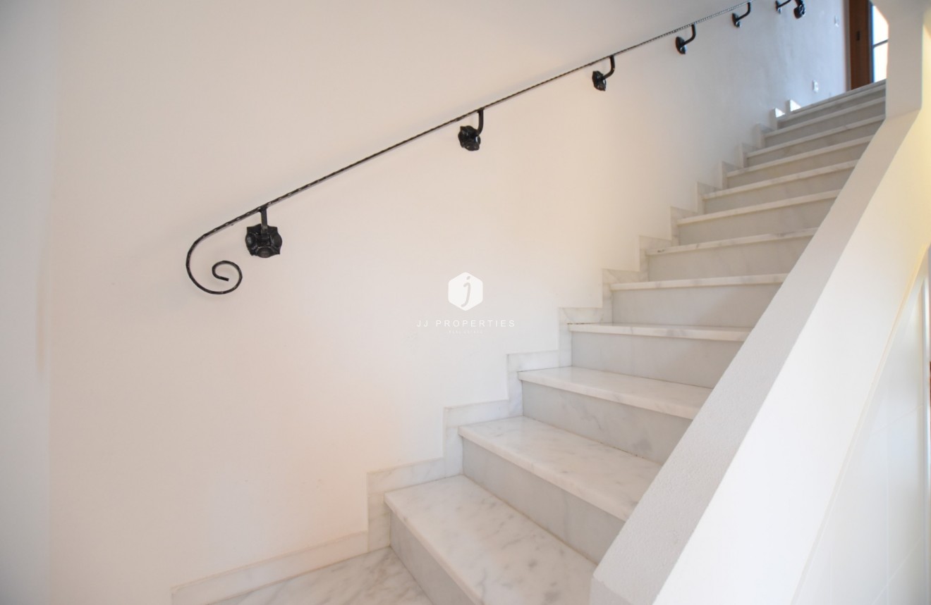 Tweedehands - Chalet -
Algorfa - Inland