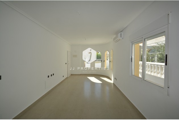 Tweedehands - Villa -
Algorfa - Inland