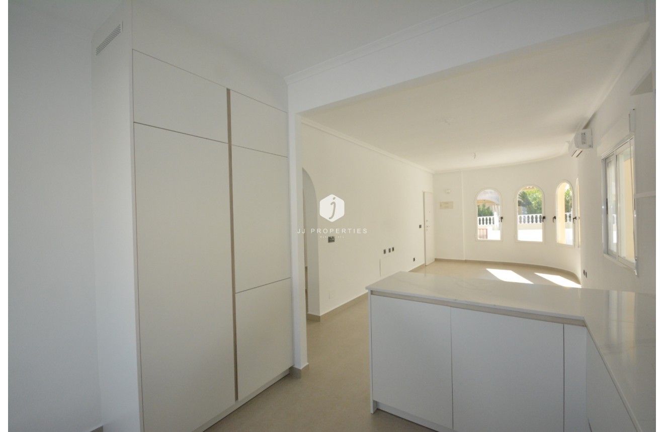 Tweedehands - Villa -
Algorfa - Inland