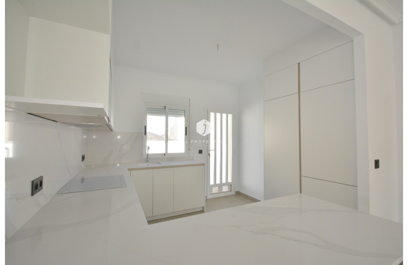 Tweedehands - Villa -
Algorfa - Inland