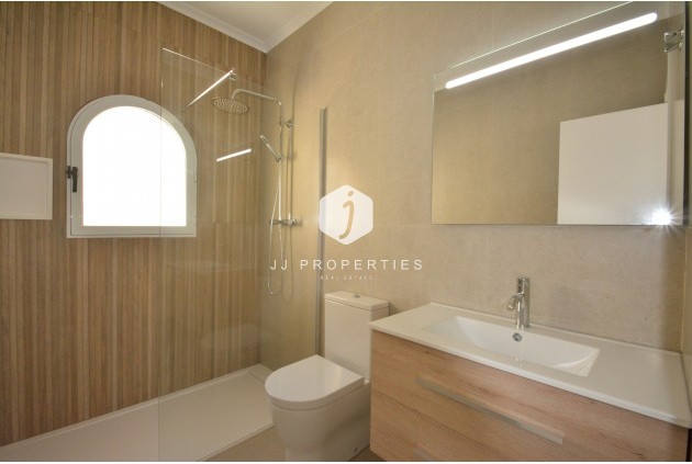 Tweedehands - Villa -
Algorfa - Inland