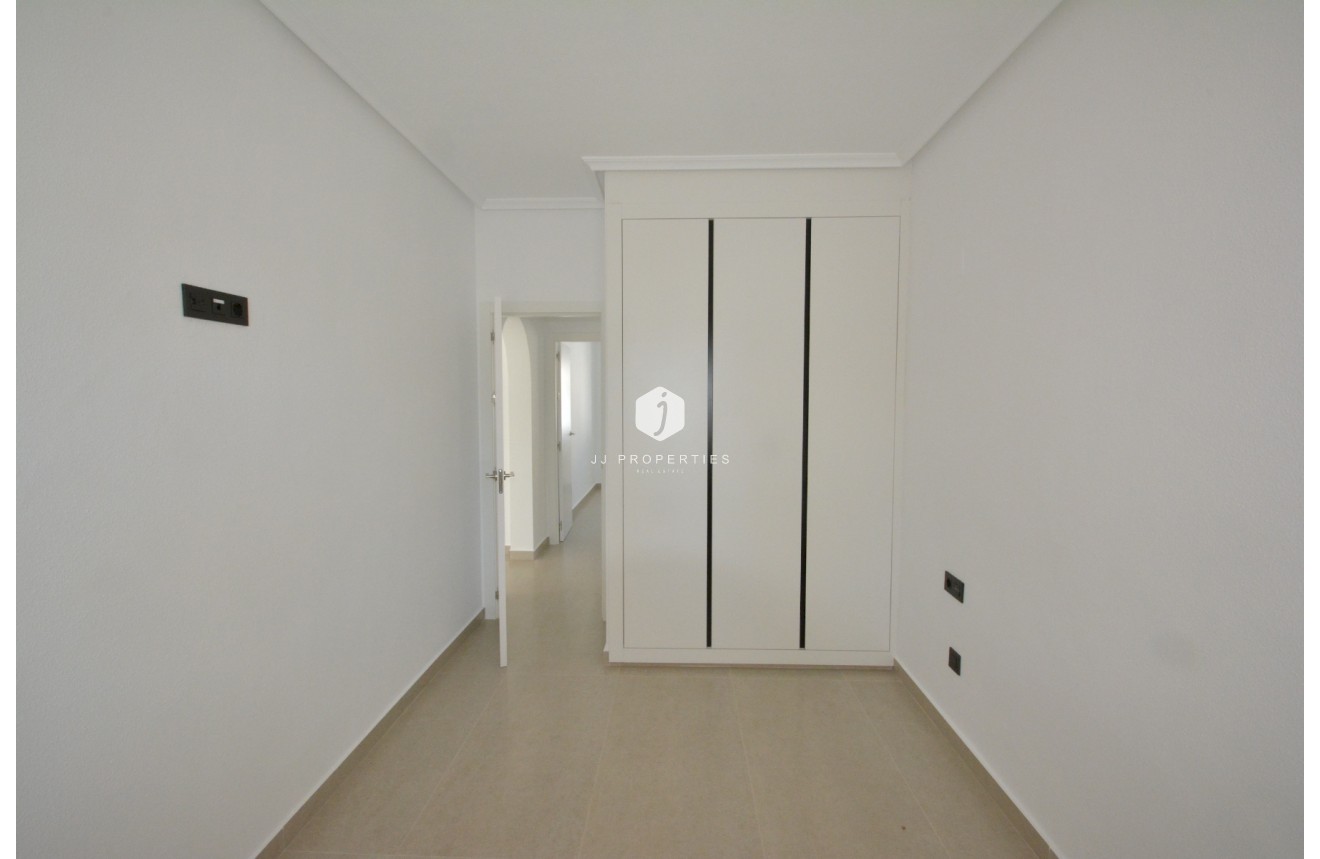 Tweedehands - Villa -
Algorfa - Inland