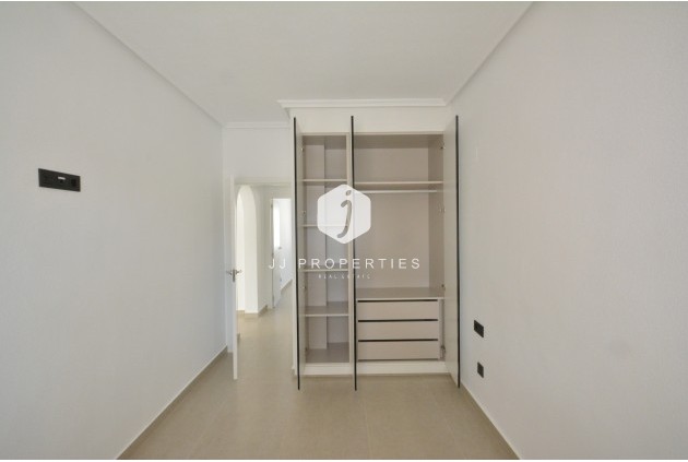 Tweedehands - Villa -
Algorfa - Inland