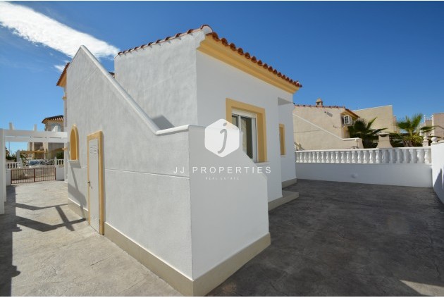 Tweedehands - Villa -
Algorfa - Inland