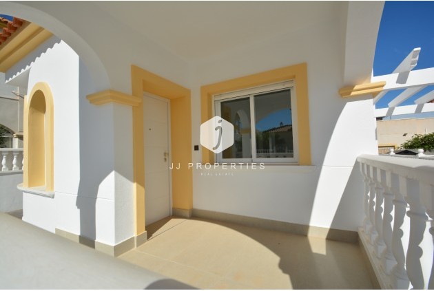 Tweedehands - Villa -
Algorfa - Inland